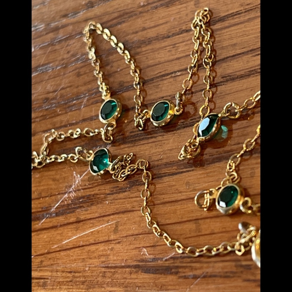 12K GF lovely vintage Necklace w/Green Faceted Gems 💎